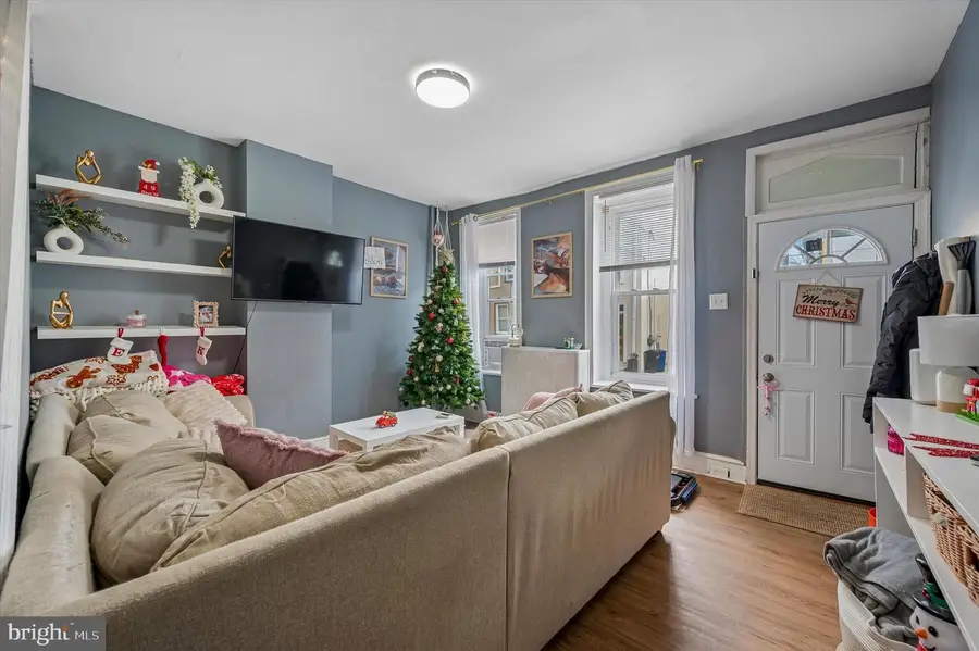 4348 Dexter St, Philadelphia, PA 19128 - #3