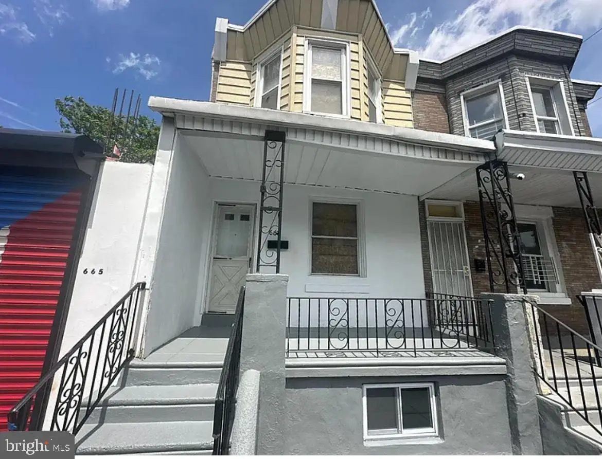 667 E Thayer St, Philadelphia, PA 19134 - #1
