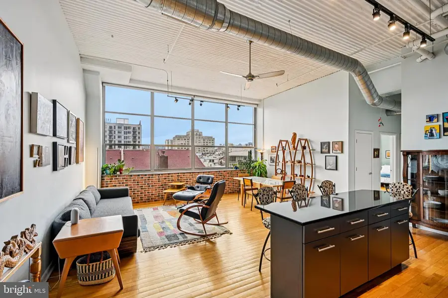 2200-28 Arch St #404, Philadelphia, PA 19103 - #3