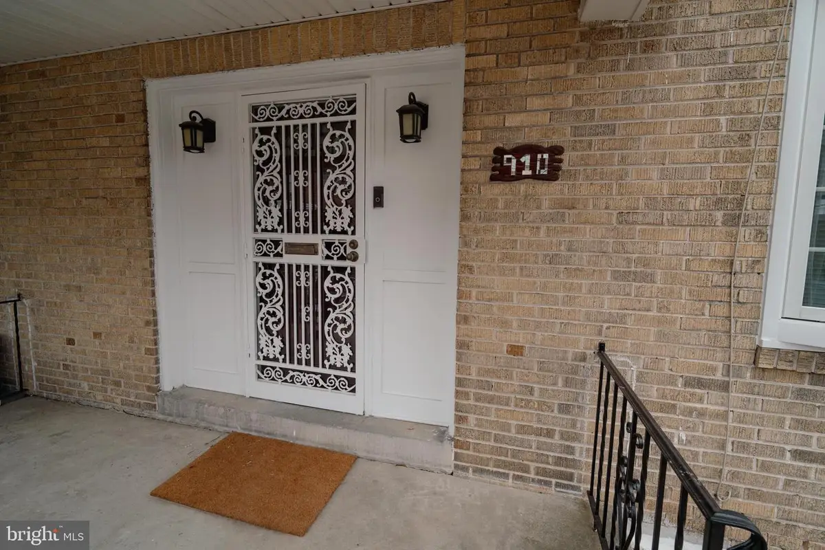 910 E Stafford St, Philadelphia, PA 19138 - #1