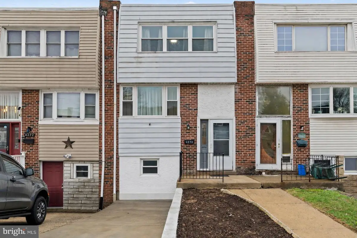 4270 Lawnside Rd, Philadelphia, PA 19154 - #1