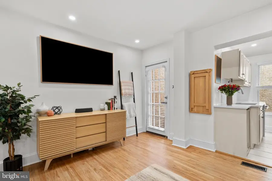 1639 Addison St, Philadelphia, PA 19146 - #2