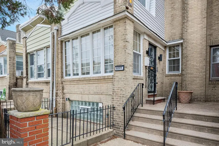 5221 Arlington St, Philadelphia, PA 19131 - #2