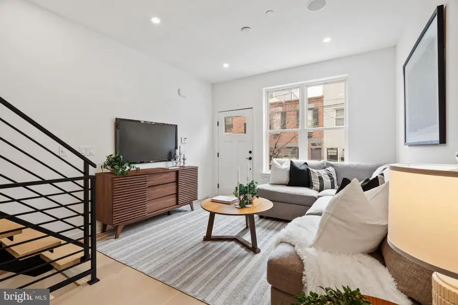 2209 Montrose St, Philadelphia, PA 19146 - #3