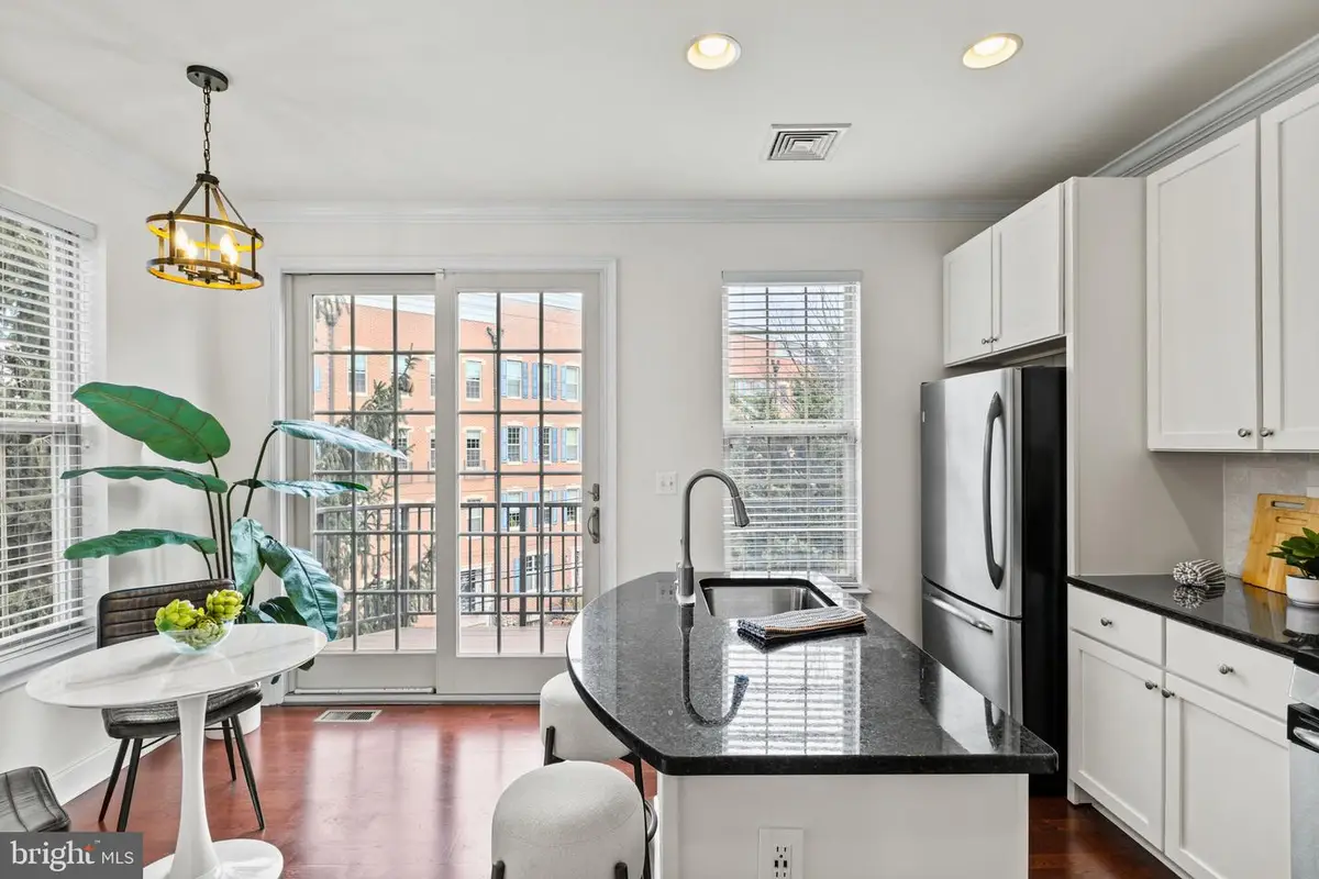 508 Governors Ct, Philadelphia, PA 19146 - #1