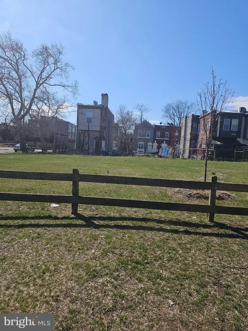 2232 W Diamond St, Philadelphia, PA 19121 - #1