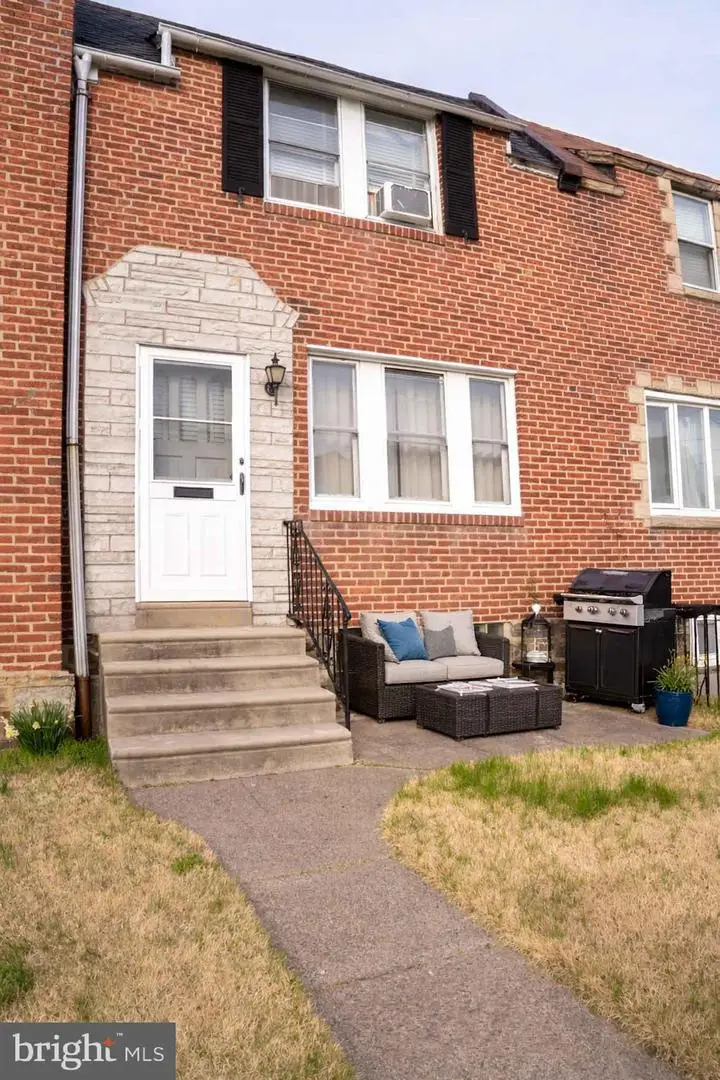 203 E Howell St, Philadelphia, PA 19120 - #1