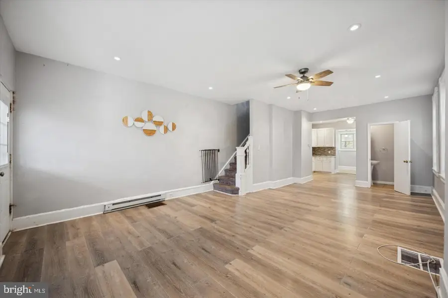 5240 N Front St, Philadelphia, PA 19120 - #2