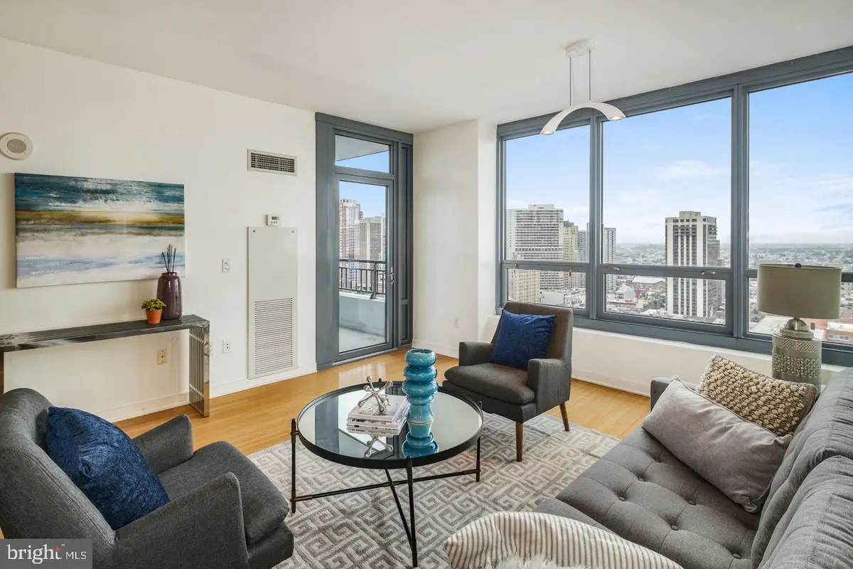 2101 Market St #2405, Philadelphia, PA 19103 - #1