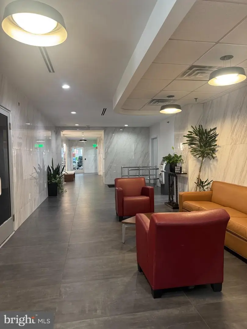 2101-17 Chestnut St #216, Philadelphia, PA 19103 - #1