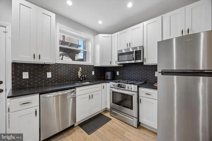 531 Queen St, Philadelphia, PA 19147 - #3