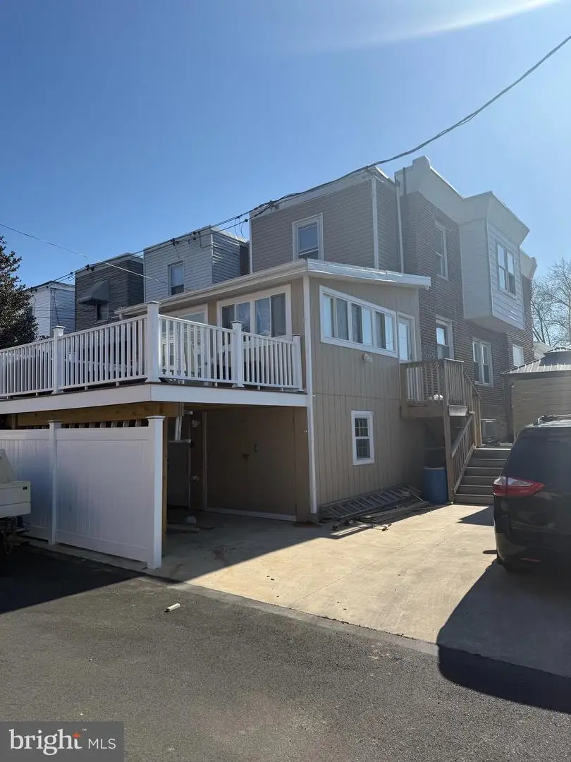 345 Stevens St, Philadelphia, PA 19111 - #2