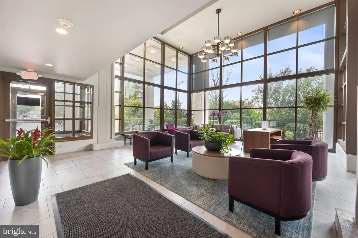 2429-41 Locust St #319, Philadelphia, PA 19103 - #1