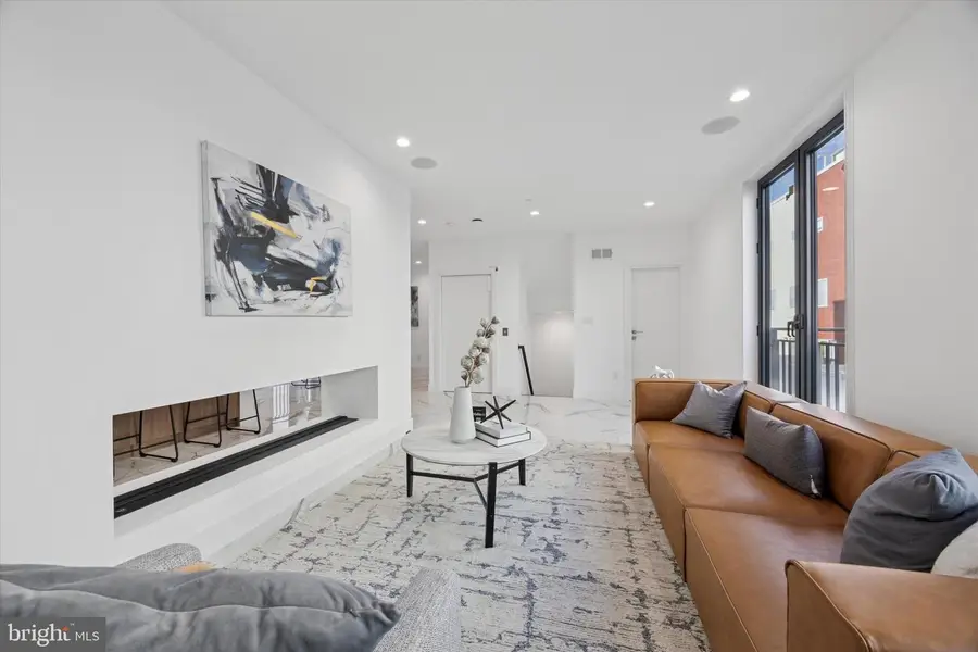 1922 Geary St #9, Philadelphia, PA 19145 - #2