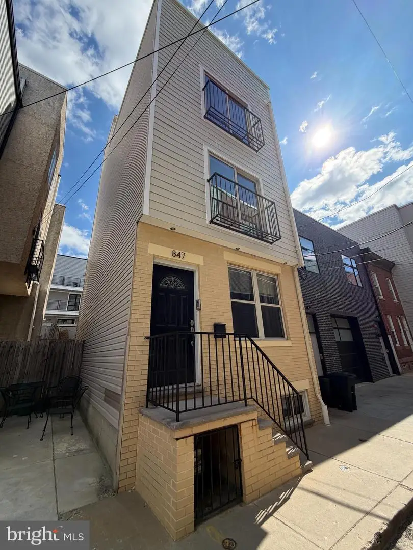 847 Cameron St, Philadelphia, PA 19130 - #2