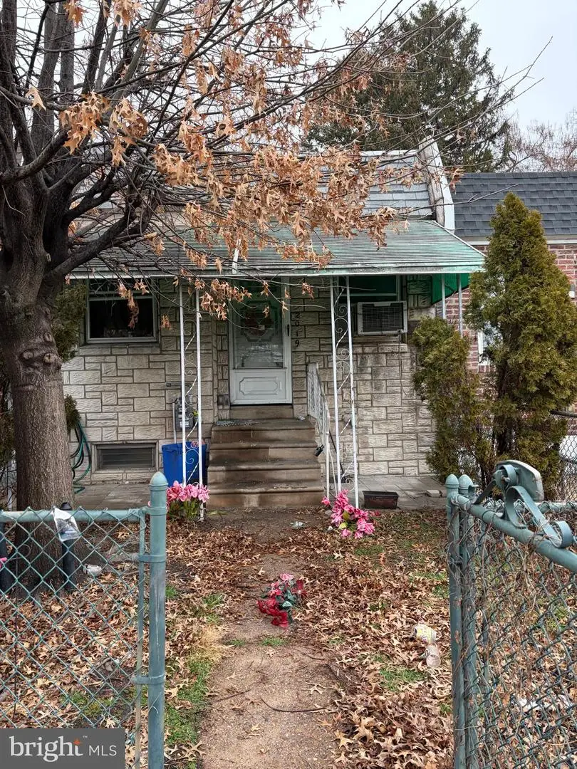 2019 Rosalie St, Philadelphia, PA 19135 - #1