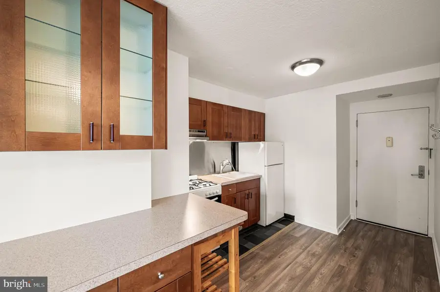 604-36 S Washington Sq #418, Philadelphia, PA 19106 - #3