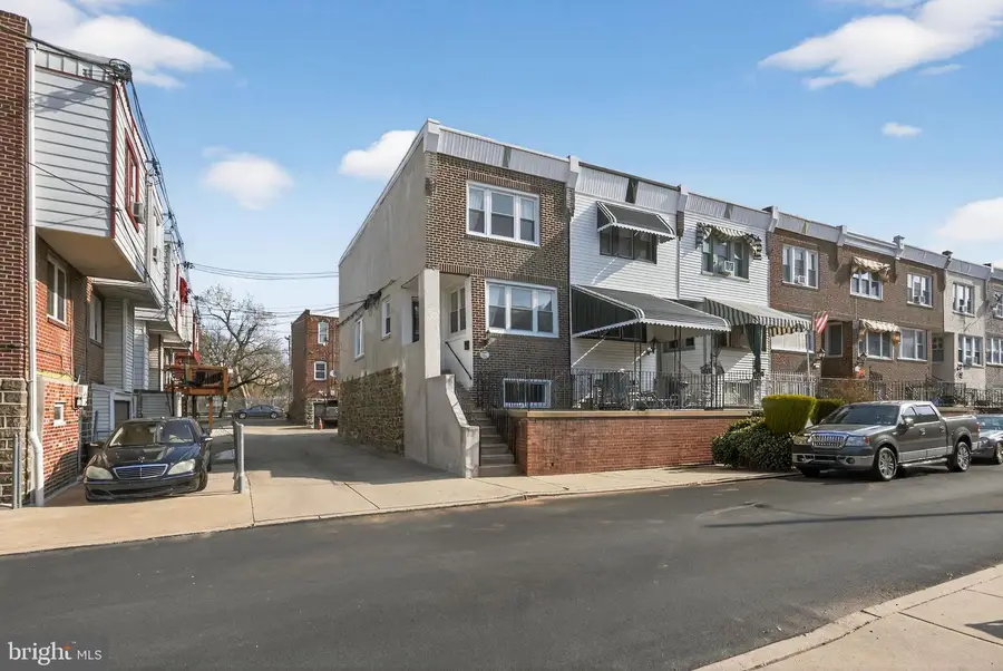 3241 W Hilton St, Philadelphia, PA 19129 - #2