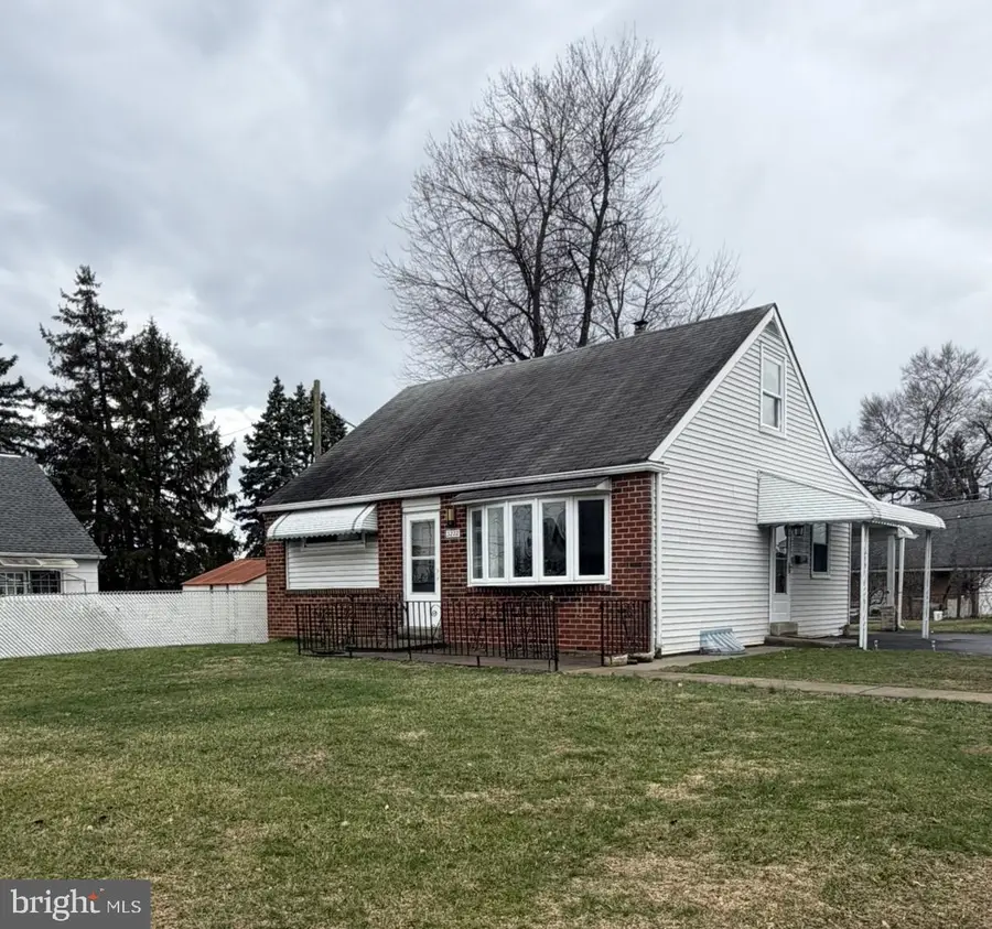 3222 Primrose Rd, Philadelphia, PA 19114 - #2
