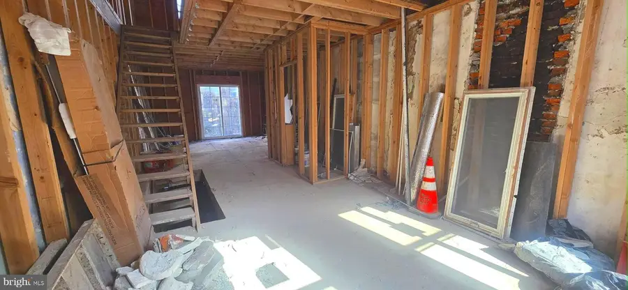 2047 Watkins St, Philadelphia, PA 19145 - #2