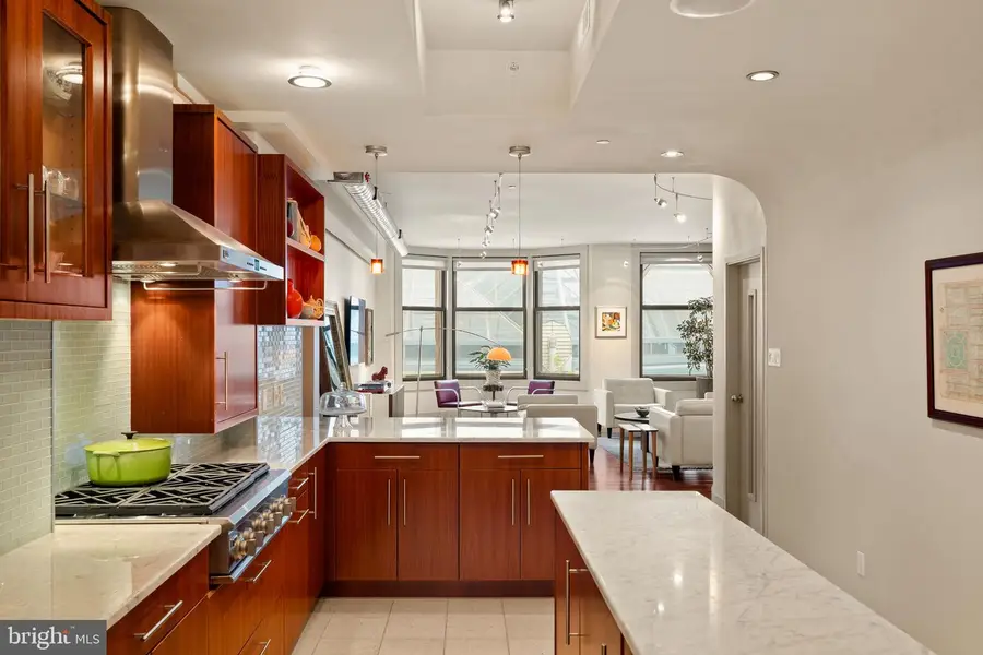 1606 Chestnut St #2, Philadelphia, PA 19103 - #3