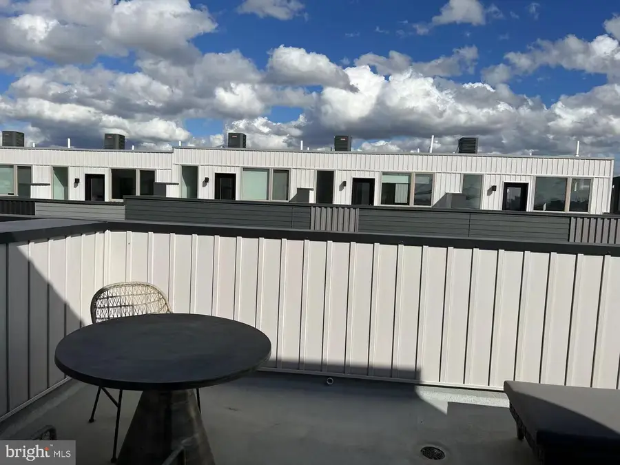 3103 Beachview Ln, Philadelphia, PA 19125 - #2