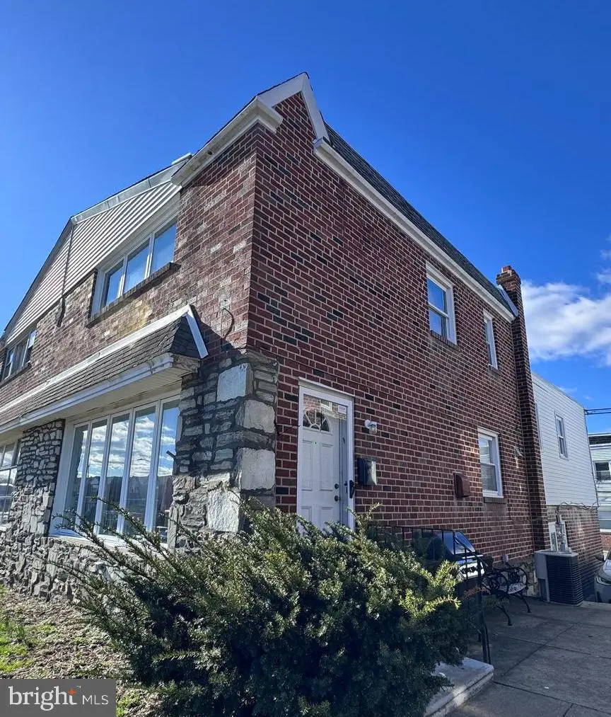 1812 Kendrick St, Philadelphia, PA 19152 - #2