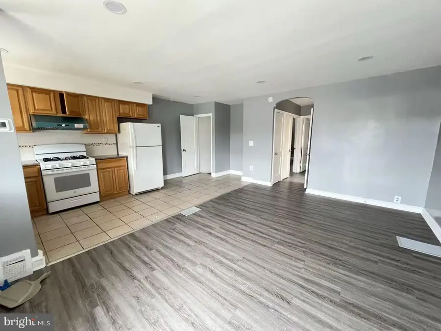 5105 Walker St, Philadelphia, PA 19124 - #3