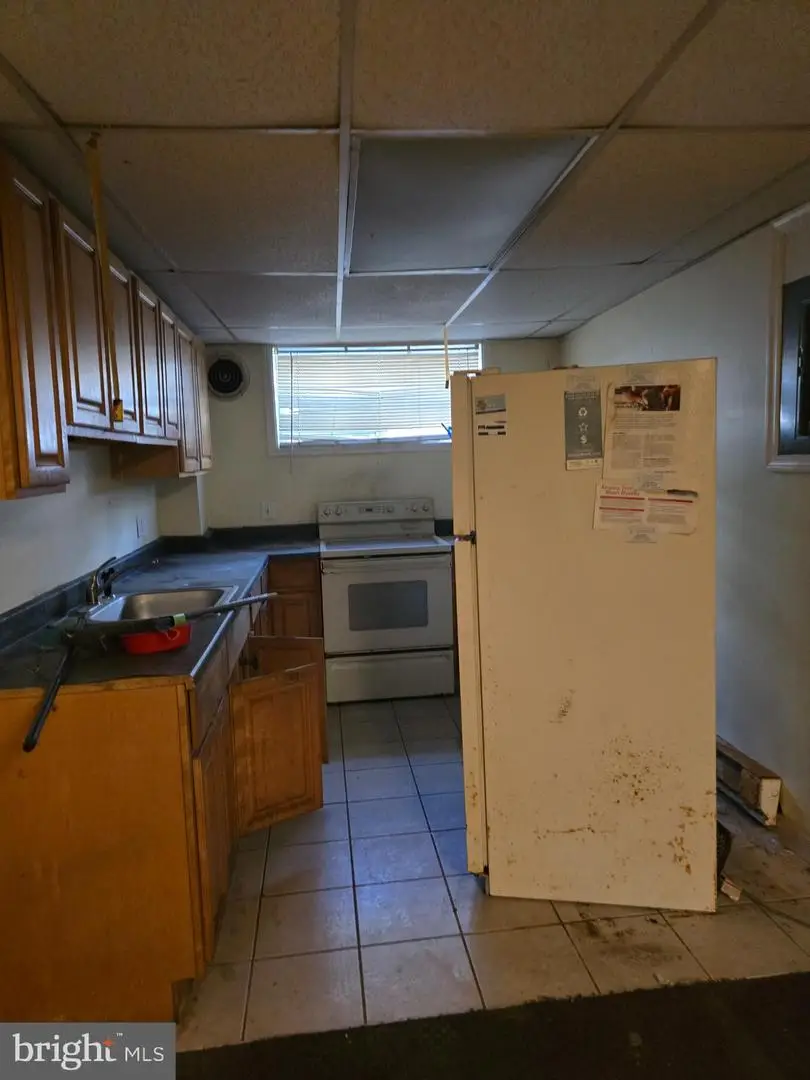 6446 Garman St, Philadelphia, PA 19142 - #3