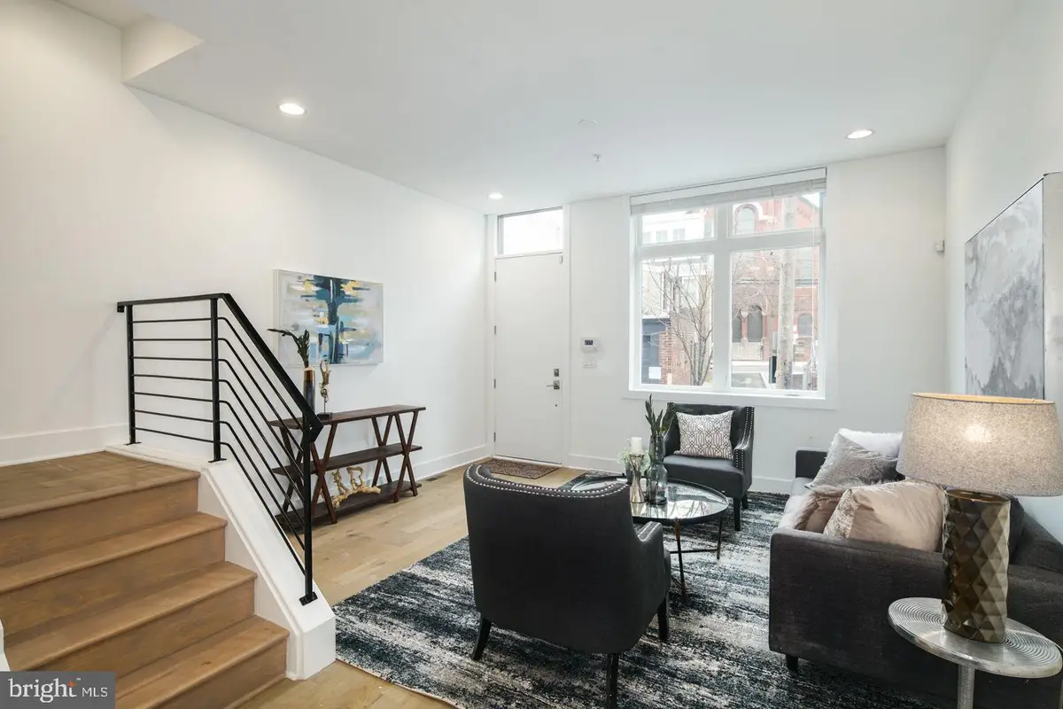 336 Potts St, Philadelphia, PA 19123 - #1