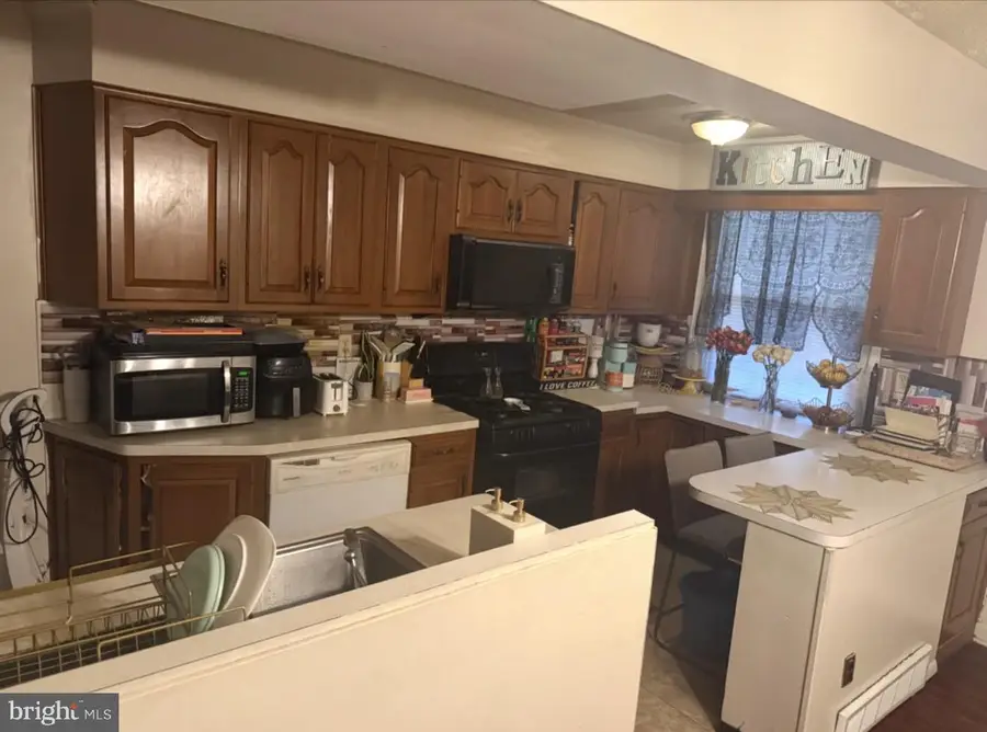 218 Stearly St, Philadelphia, PA 19111 - #3