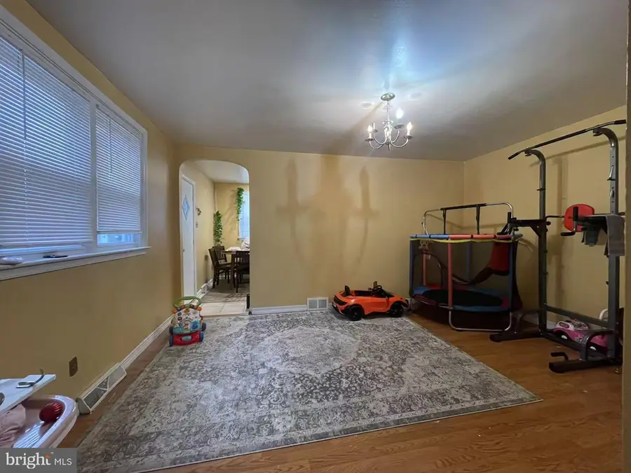 2733 Solly Ave, Philadelphia, PA 19152 - #3