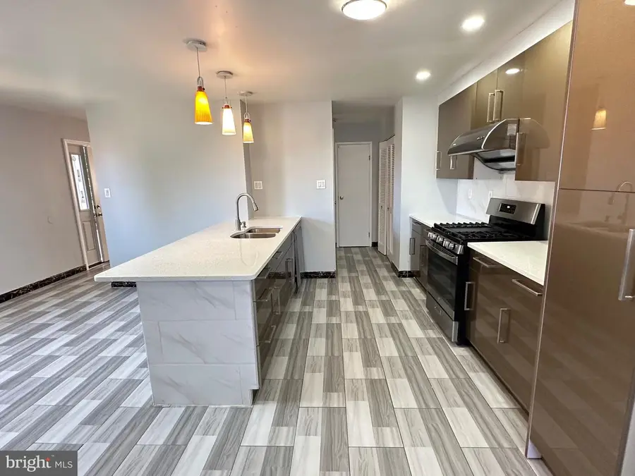 403 Selma St, Philadelphia, PA 19116 - #3