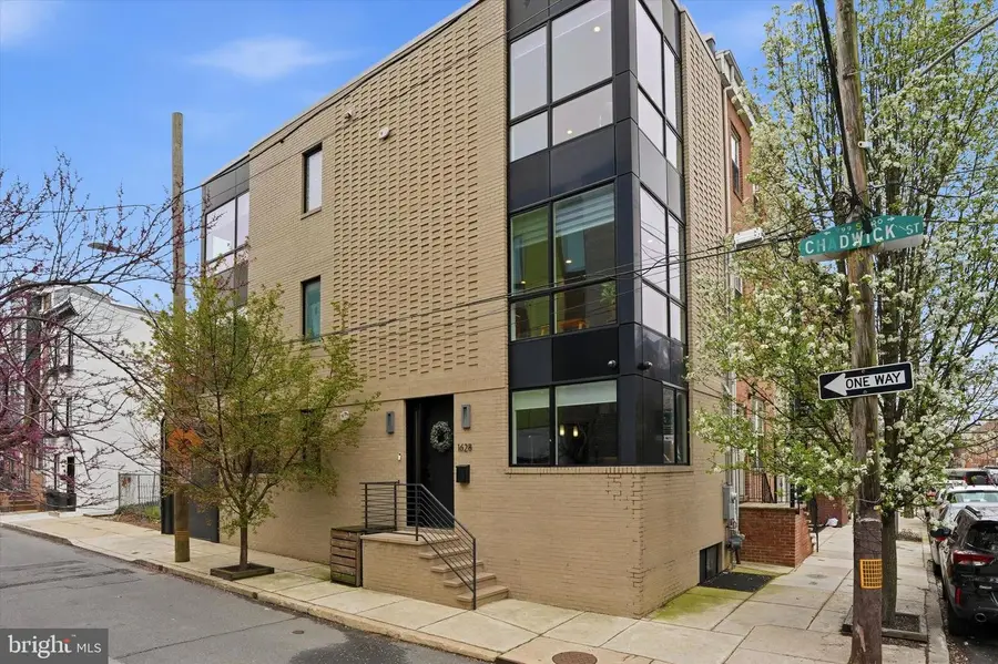 1628 Fitzwater St, Philadelphia, PA 19146 - #3