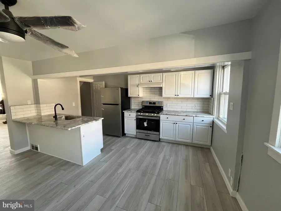 6853 Sylvester St, Philadelphia, PA 19149 - #2