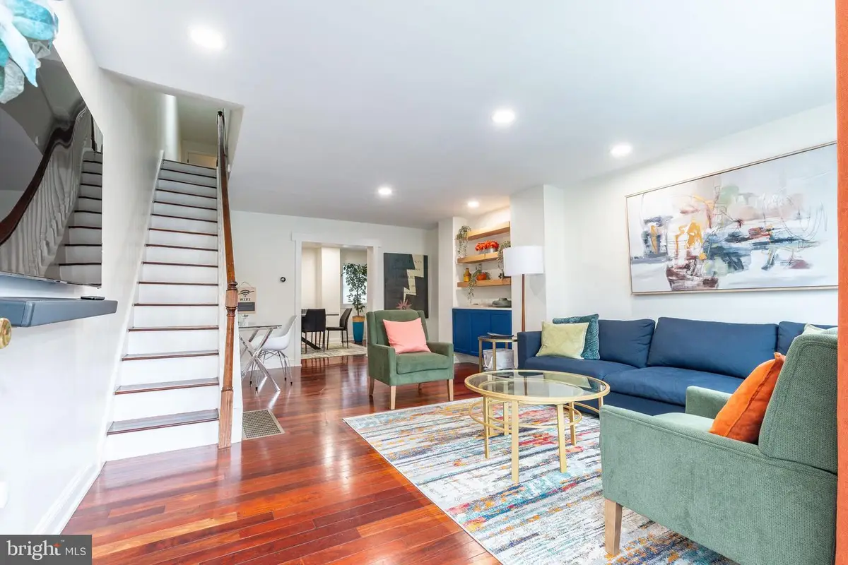 2528 Carpenter St, Philadelphia, PA 19146 - #1