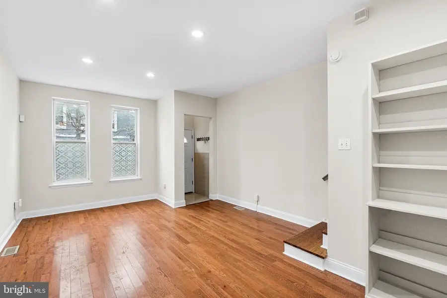 1538 Tasker St, Philadelphia, PA 19145 - #2