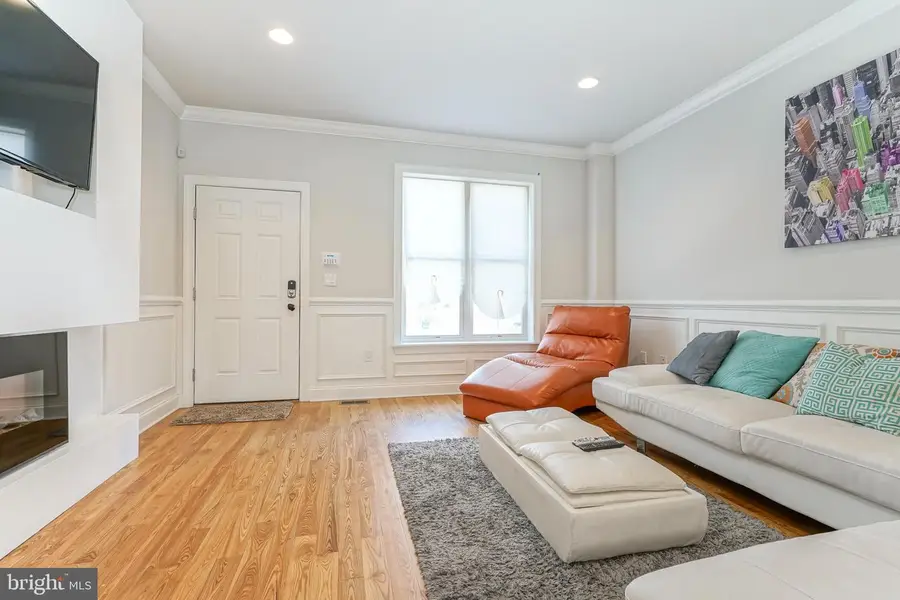 2332 Ellsworth St, Philadelphia, PA 19146 - #3