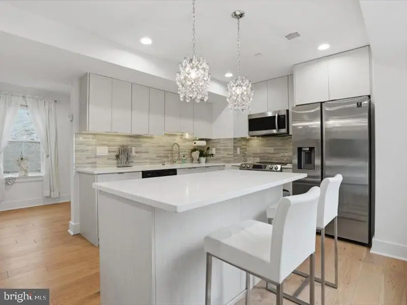 1329 N 17th St #d, Philadelphia, PA 19121 - #3