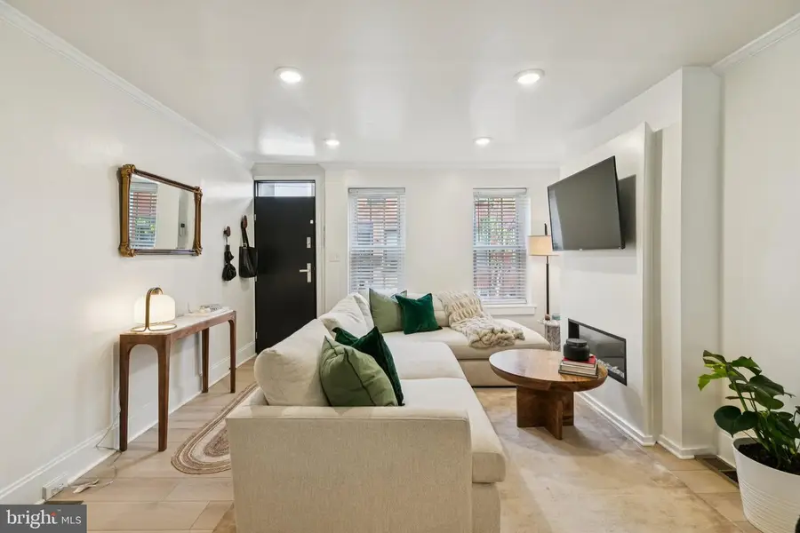 2412 Madison Sq, Philadelphia, PA 19146 - #3