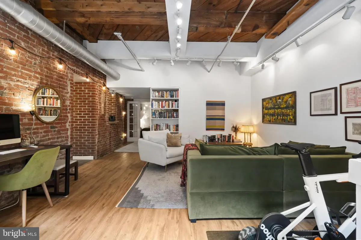 301-00 Race St #c002, Philadelphia, PA 19106 - #1