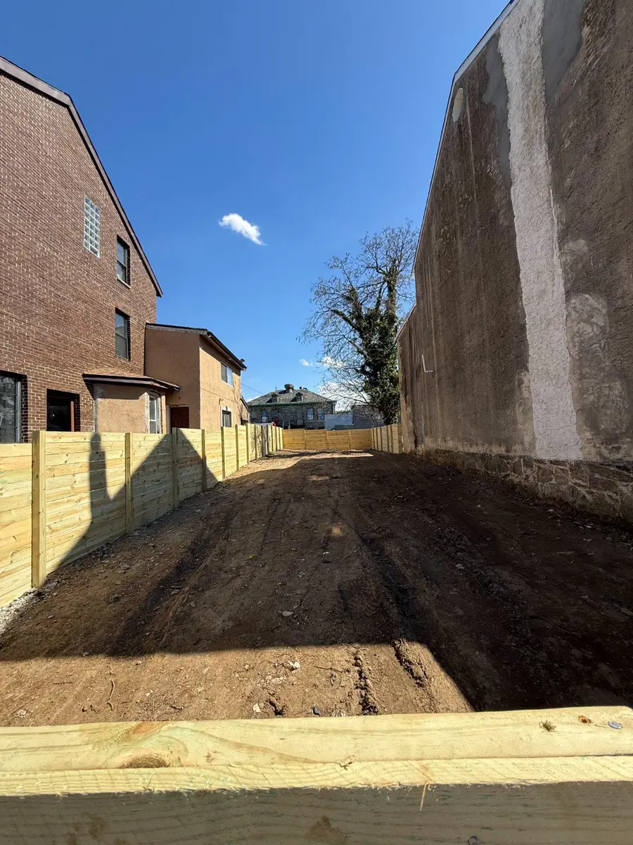 248 W Coulter St W, Philadelphia, PA 19144 - #2