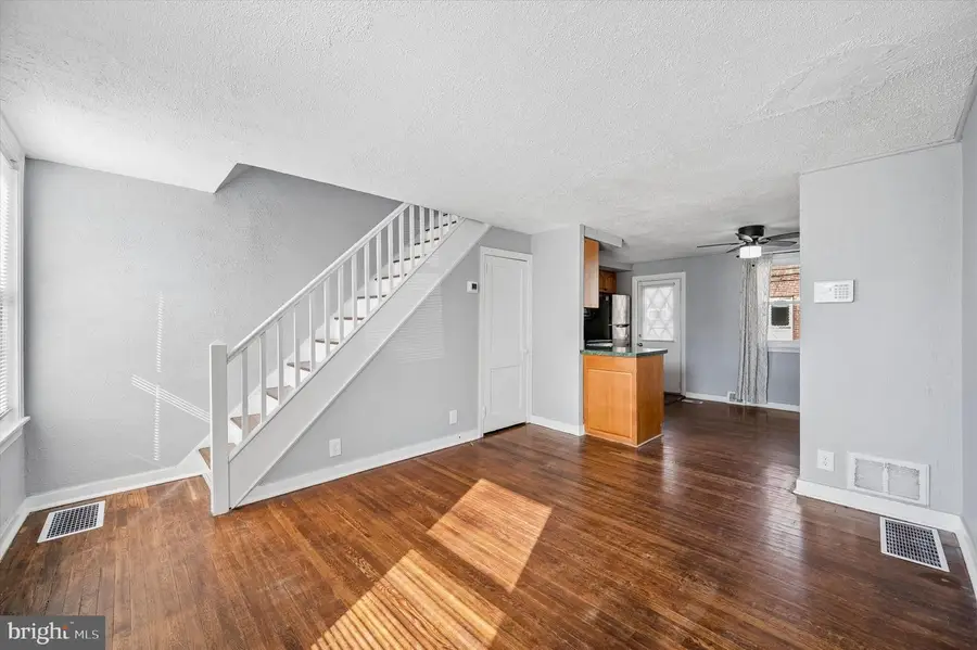 3606 Livingston St, Philadelphia, PA 19134 - #2