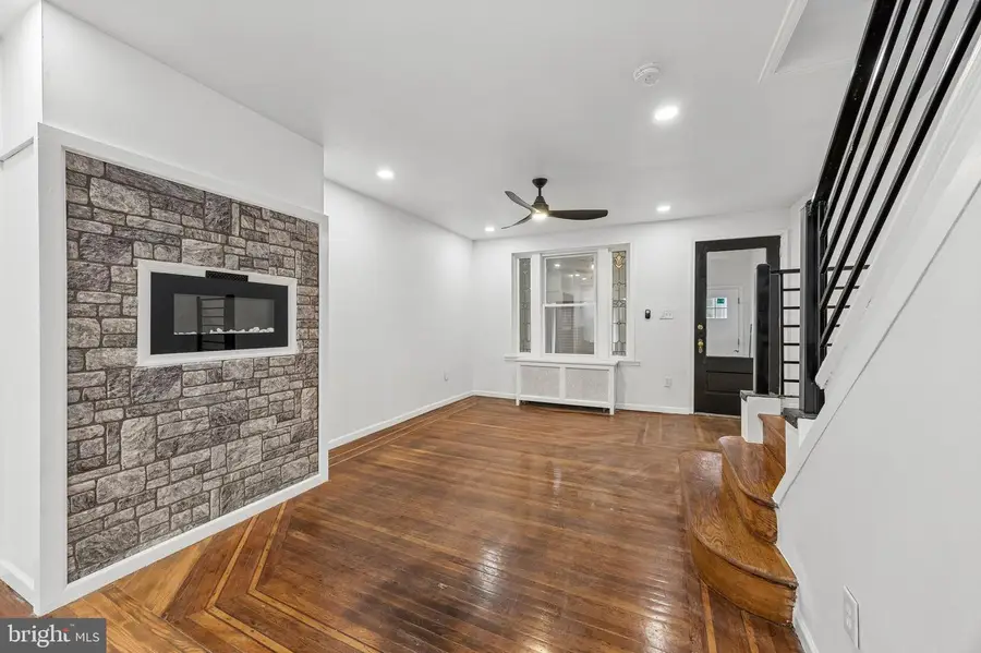 5648-00 Broomall St, Philadelphia, PA 19143 - #2