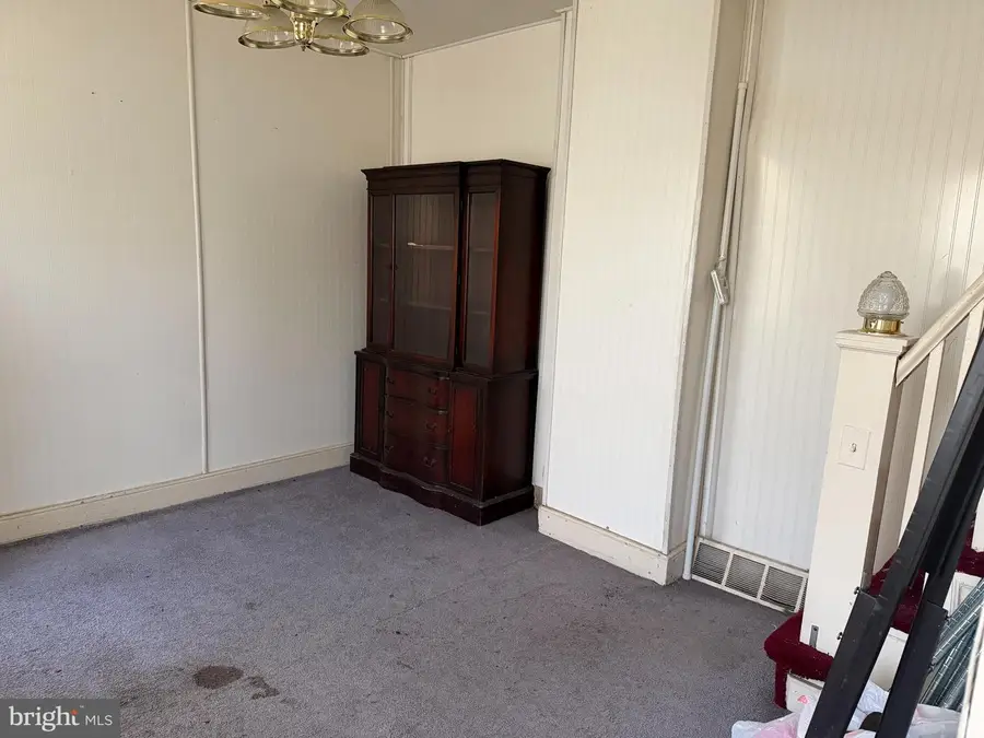 4678 Hawthorne St, Philadelphia, PA 19124 - #2