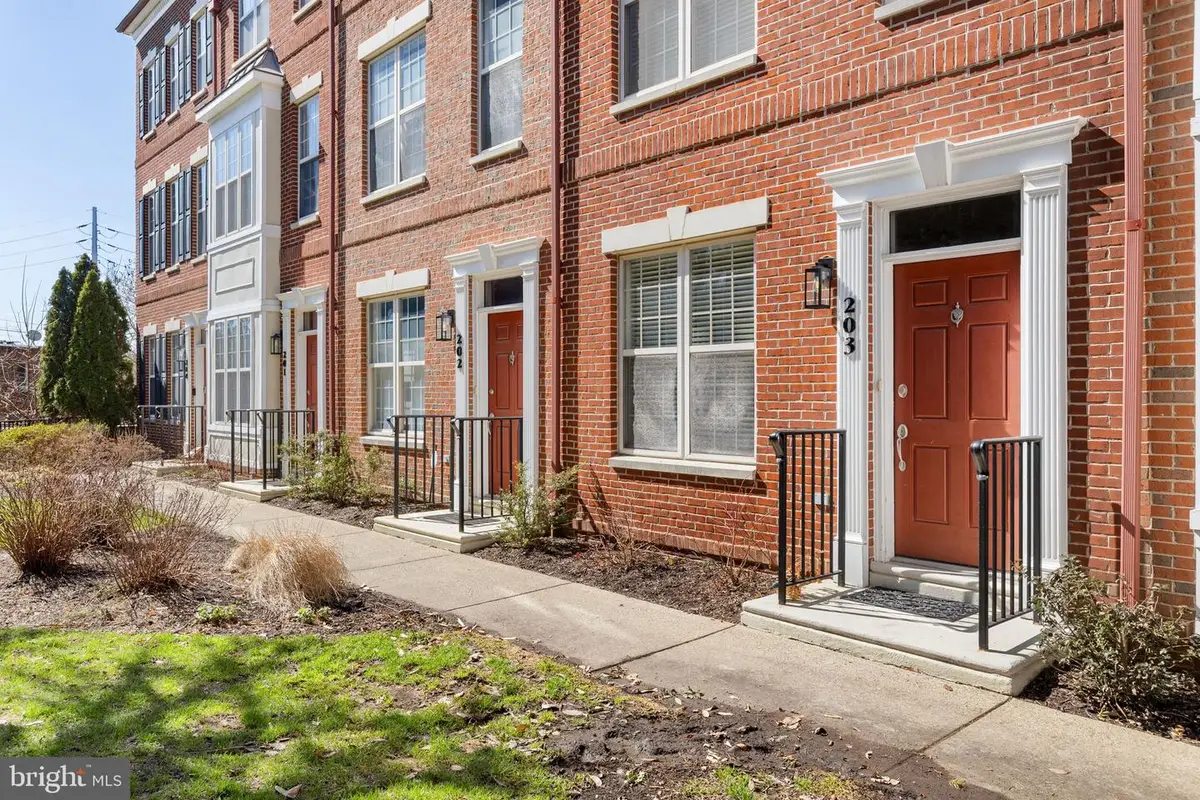 203 Surgeon Generals Ct, Philadelphia, PA 19146 - #1