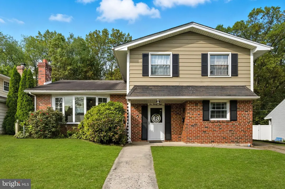 1028 Norvelt Dr, Philadelphia, PA 19115 - #1