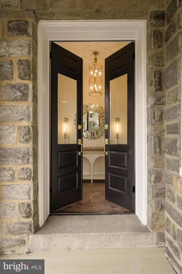 205 W Highland Ave, Philadelphia, PA 19118 - #2