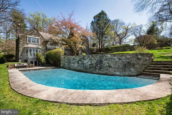 8830 Towanda Street/ Aka 505 W.chestnut Hill Ave, PHILADELPHIA, PA 19118
