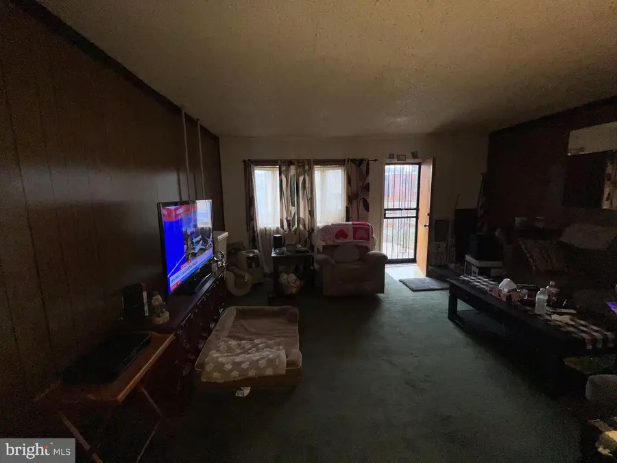 6319 Dickens Ave, Philadelphia, PA 19142 - #2